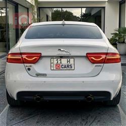 جاكوار XE